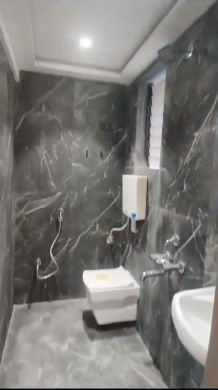 Bathroom, raj-tulsi-city 2 Bedroom 570 Sq.Ft. Apartment In Badlapur East Thane 10414482