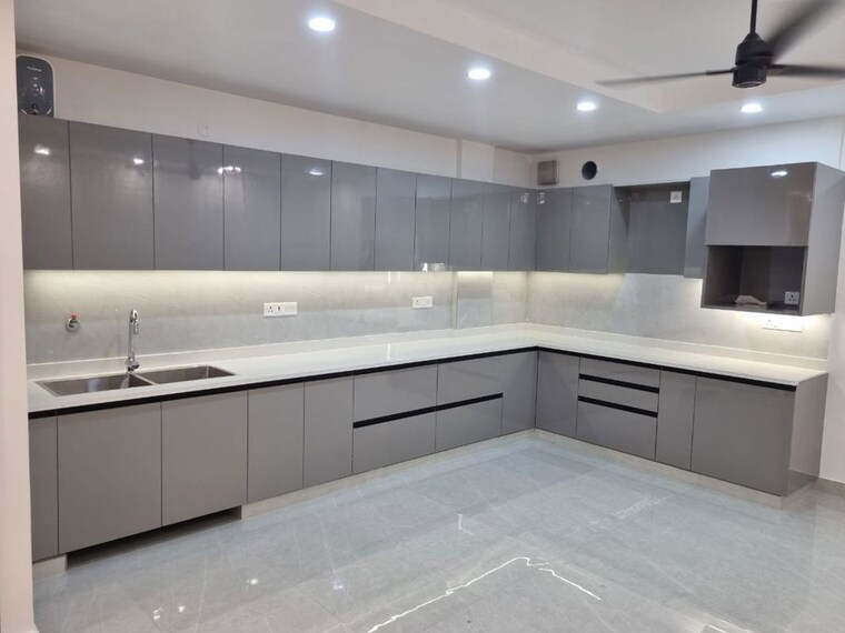 Kitchen, lajpat nagar ii 2 Bedroom 100 Sq.Yd. Builder Floor In Lajpat Nagar ii Delhi 10414516