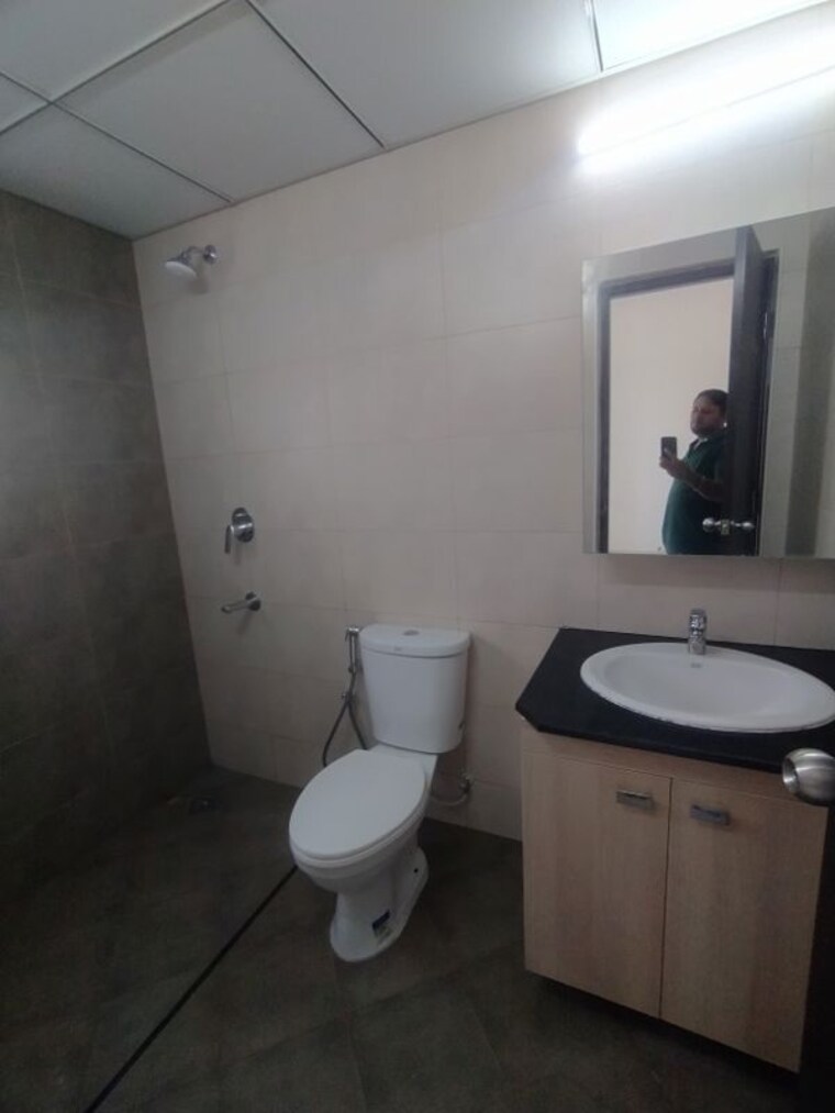 Bathroom, provident-park-square 3 Bedroom 1400 Sq.Ft. Apartment In Kanakapura Road Bangalore 10392048