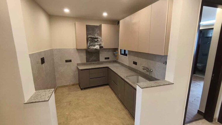 Kitchen, malviya nagar 3 Bedroom 85 Sq.Yd. Builder Floor In Malviya Nagar Delhi 10414533