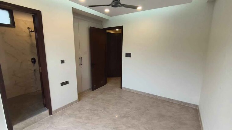 Room, malviya nagar 3 Bedroom 85 Sq.Yd. Builder Floor In Malviya Nagar Delhi 10414533