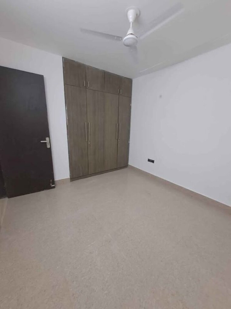 Room, malviya nagar 3 Bedroom 85 Sq.Yd. Builder Floor In Malviya Nagar Delhi 10414533