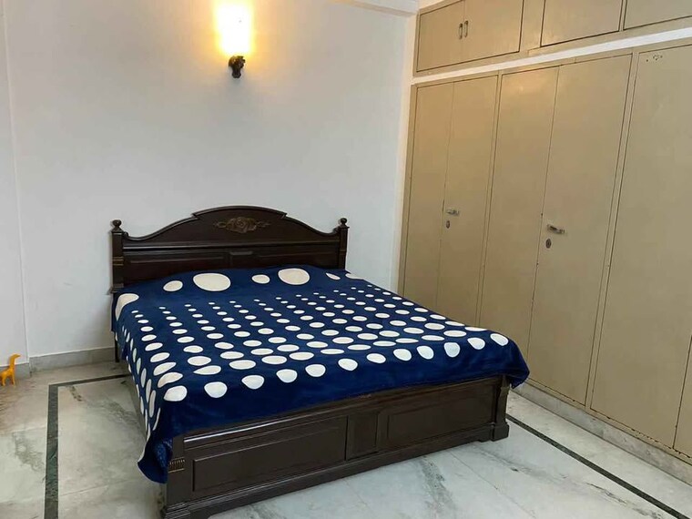 Bedroom, malviya nagar 3 Bedroom 85 Sq.Yd. Builder Floor In Malviya Nagar Delhi 10414533