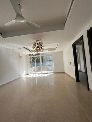 Room in 5 BHK Villa at Emaar Marbella, Sector 66 – for Rent