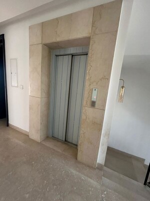 Lift in 5 BHK Villa at Emaar Marbella, Sector 66 – for Rent