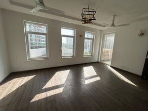 Room in 5 BHK Villa at Emaar Marbella, Sector 66 – for Rent