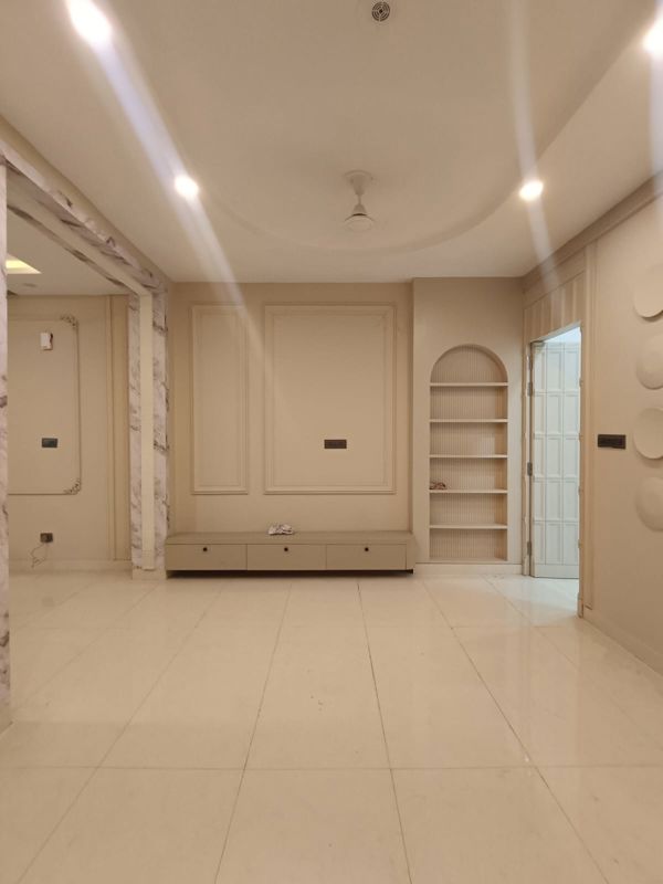 2 BHK Builder Floor For Sale in Janakpuri