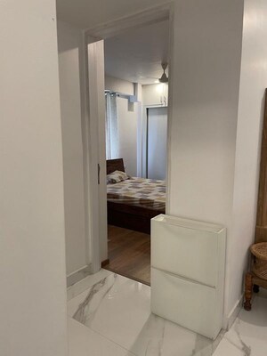 Room in 2 BHK Apartment at O2 Square Residences, Nanakramguda – for Rent