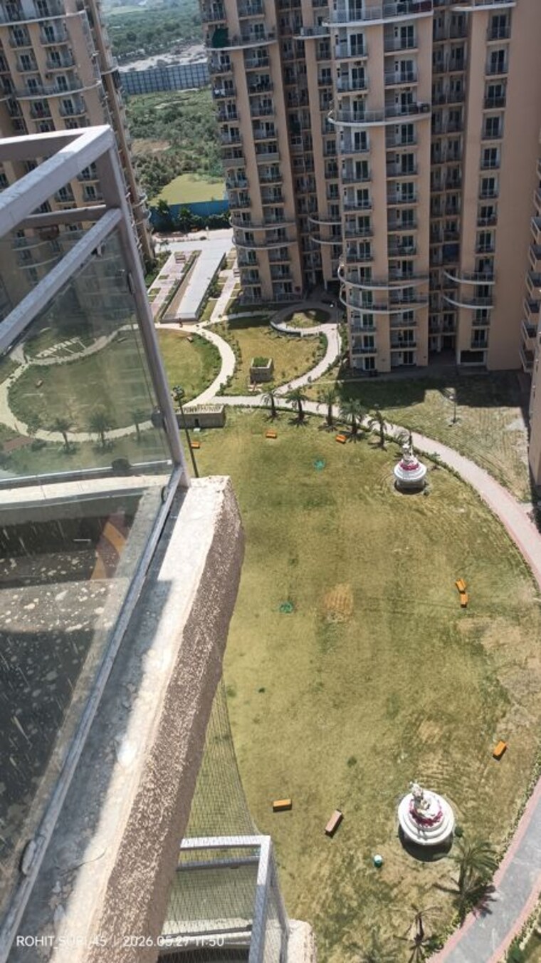 Balcony, samridhi-luxuriya-avenue 3 Bedroom 1690 Sq.Ft. Apartment In Sector 150 Noida 10414566