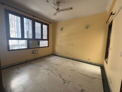 3 BHK Builder Floor For Rent in South City 1