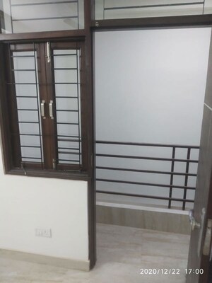 Room in 2 BHK Builder Floor at Malviya Nagar – for Rent