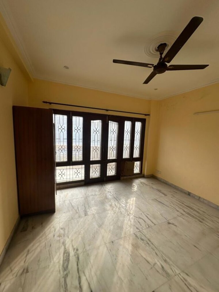 Room, emaar-emerald-estate 3 Bedroom 2000 Sq.Ft. Builder Floor In Sector 65 Gurgaon 10414625