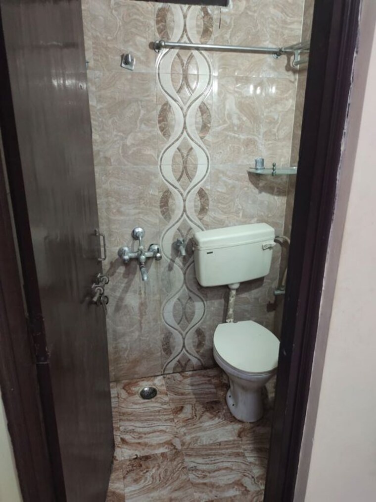 Bathroom, gomti nagar 1 Bedroom 850 Sq.Ft. Independent House In Gomti Nagar Lucknow 10414628