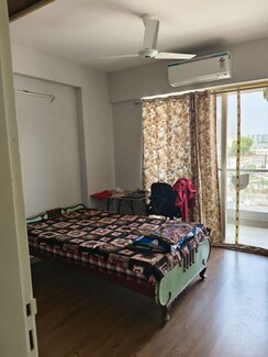 3 BHK Apartment For Rent in Signature Global City