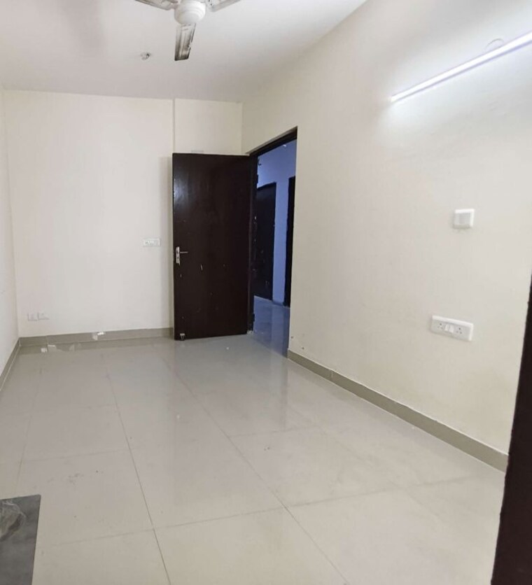 Room, amolik-sankalp 1 Bedroom 520 Sq.Ft. Apartment In Sector 85 Faridabad 10414650
