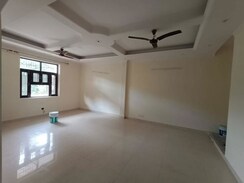 1 BHK + Servant Room,Basement Apartment For Rent in Sector 10A