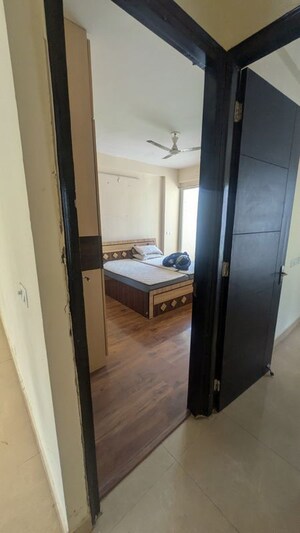 Room in 3 BHK Apartment at Signature Global Park, Sohna Sector 36 – for Rent