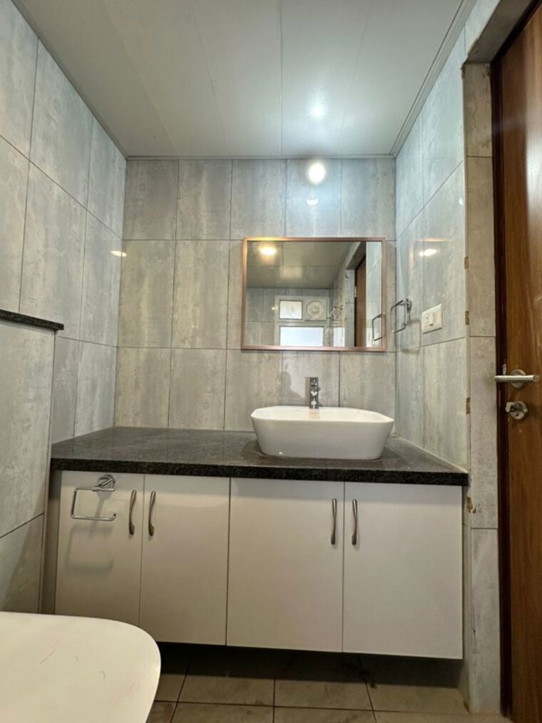 Attached Bathroom, avalon-park-at-the-prestige-city 4 Bedroom 2200 Sq.Ft. Apartment In Sarjapur Road Bangalore 10414684