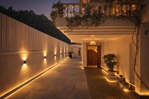 Parking in 4 BHK Villa at Neb Sarai – for Rent