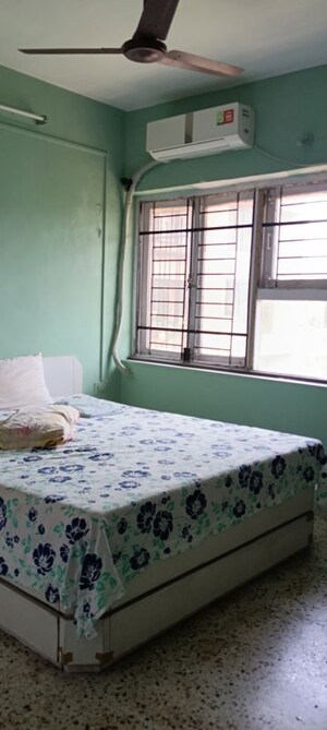 Bedroom in 2 BHK Apartment at Horizon CHS, Andheri West – for Sale