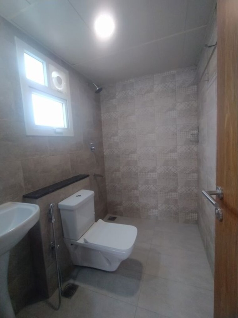 Bathroom, prestige-primrose-hills 1 Bedroom 400 Sq.Ft. Apartment In Banashankari 6th Stage Bangalore 10414703