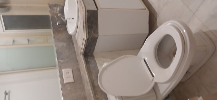 Bathroom, nahar-amrit-shakti 3 Bedroom 1389 Sq.Ft. Apartment In Chandivali Mumbai 10414712