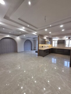 4 BHK + Pooja Room,Servant Room,Study Room Builder Floor For Rent in Green Fields Colony