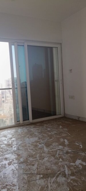 Living Room in 4 BHK Apartment at RNA NG Eclat, Andheri West – for Sale