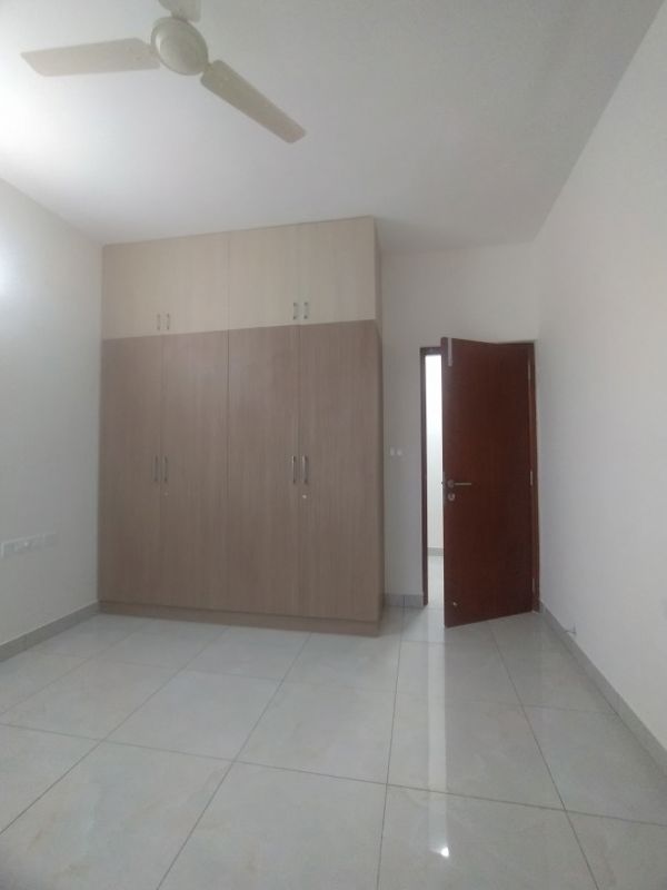 2 BHK 1000 Sq.Ft. Apartment in Prestige Park Square