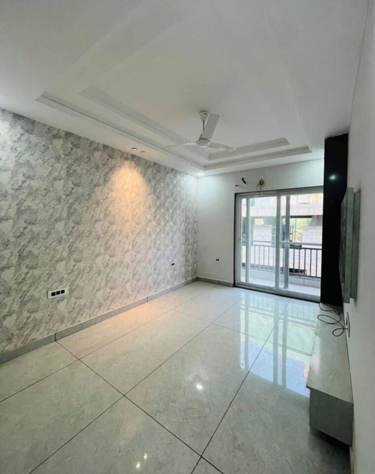 Room, green fields colony 3 Bedroom 1250 Sq.Ft. Builder Floor In Green Fields Colony Faridabad 10414736