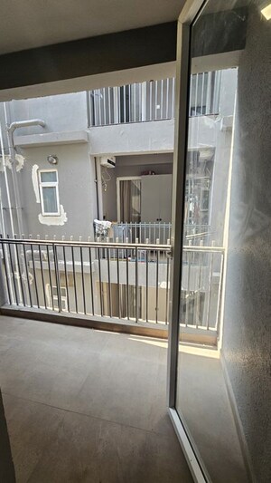 Balcony in 2 BHK Builder Floor at Smart World Orchard, Sector 61 – for Rent
