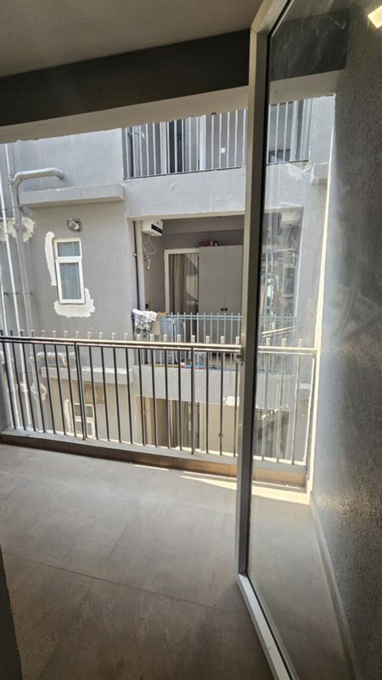 Balcony, smart-world-orchard 2 Bedroom 1250 Sq.Ft. Builder Floor In Sector 61 Gurgaon 10414739