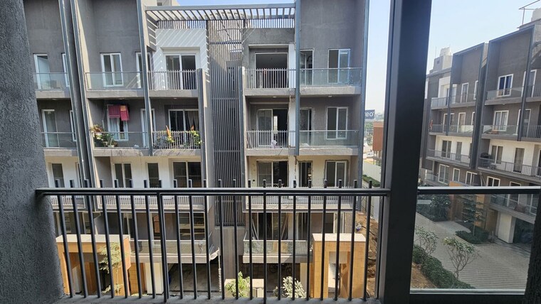 Exterior View, smart-world-orchard 2 Bedroom 1250 Sq.Ft. Builder Floor In Sector 61 Gurgaon 10414739