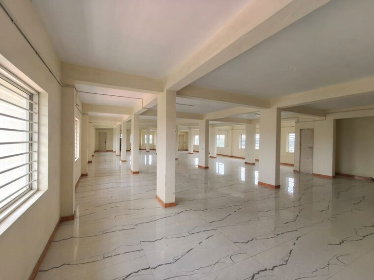Team Area, chakkaraparambu Commercial Office Space 3500 Sq.Ft. In Chakkaraparambu Kochi 10414791