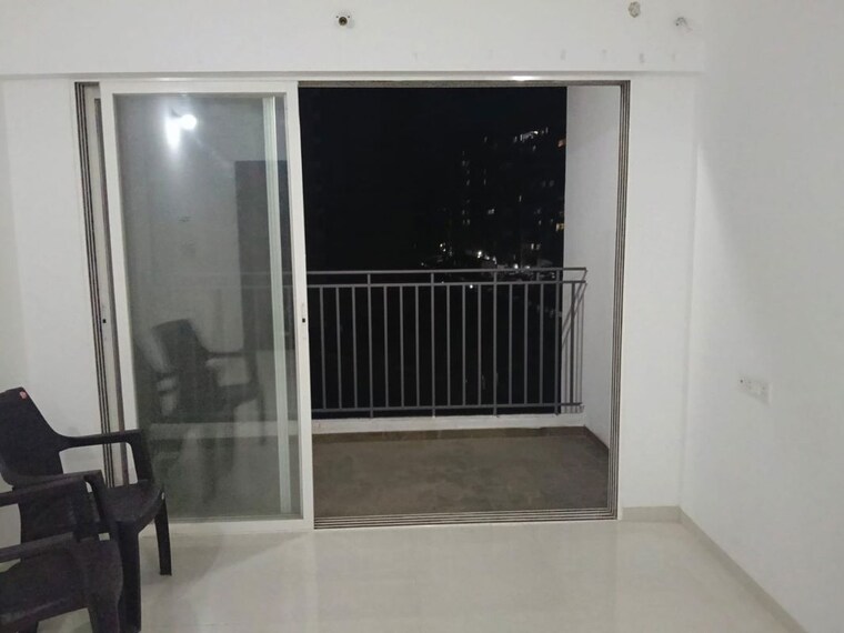 Room, nexus-atrium 2 Bedroom 1000 Sq.Ft. Apartment In Moshi Pune 10414796