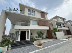 4 BHK + Pooja Room,Servant Room,Study Room,Extra Room,Basement,Store Room Villa For Sale in Kollur