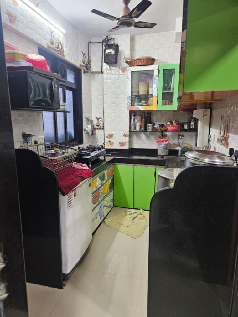 Kitchen, vakola 2.5 Bedroom 500 Sq.Ft. Apartment In Vakola Mumbai 10414827