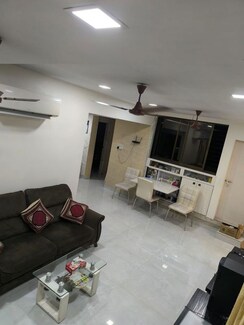 1 BHK Apartment For Rent in Vile Parle West