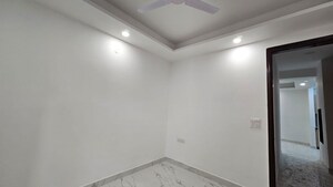 Room in 2 BHK Builder Floor at Saket – for Rent