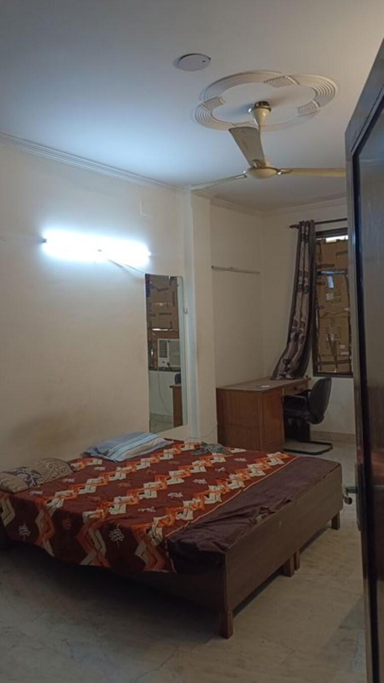 Bedroom, new rajinder nagar 3 Bedroom 1248 Sq.Ft. Builder Floor In New Rajinder Nagar Delhi 10414875