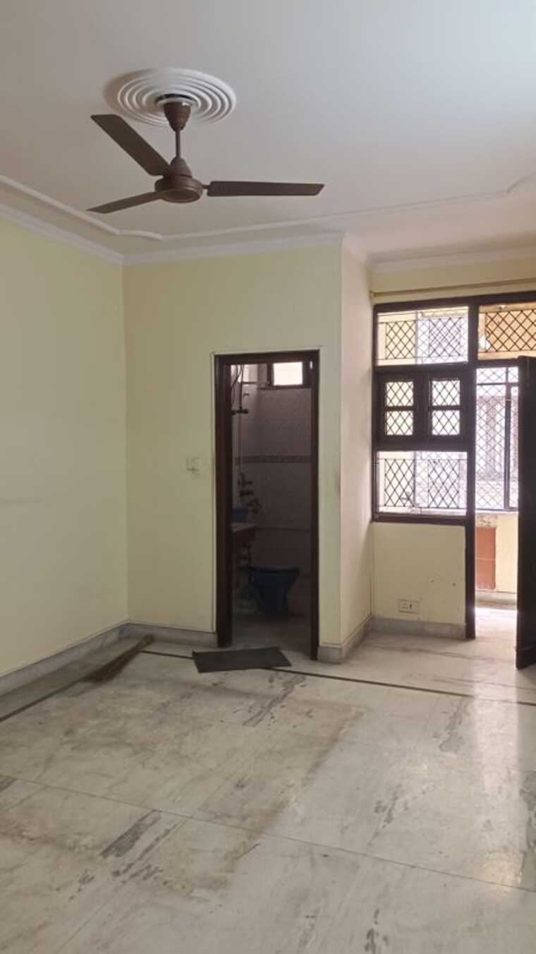 Room, new rajinder nagar 3 Bedroom 1160 Sq.Ft. Builder Floor In New Rajinder Nagar Delhi 10414883
