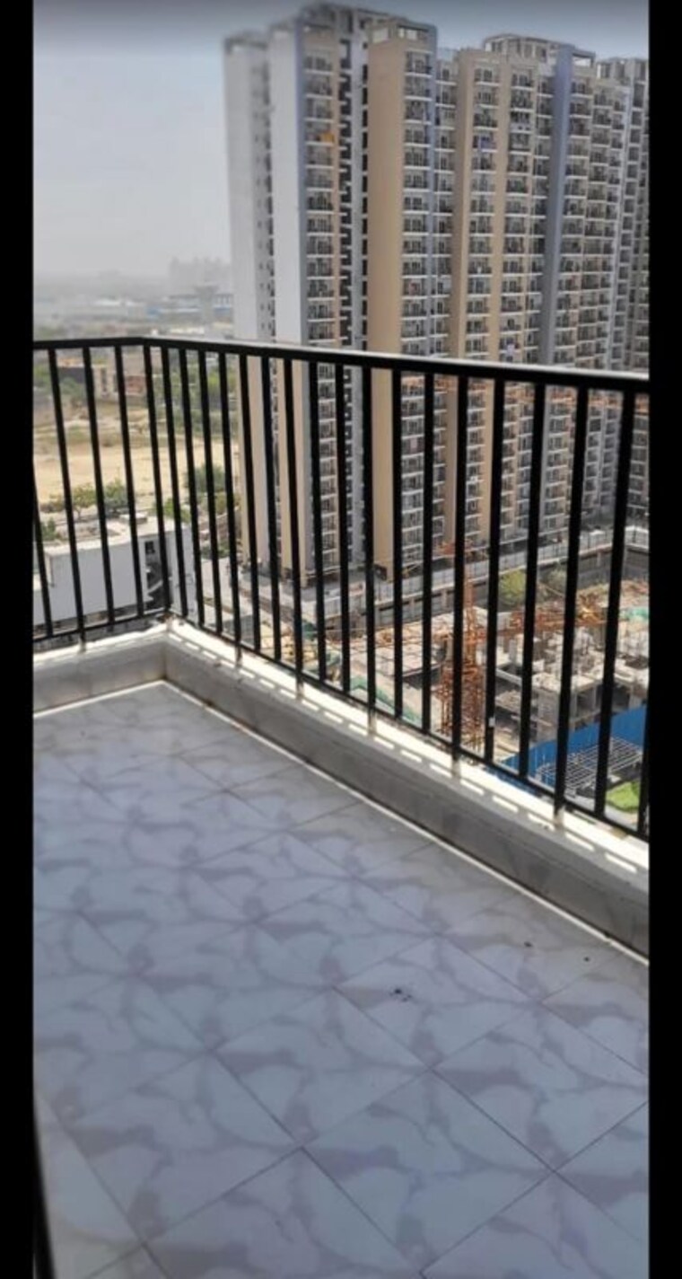 Balcony, panchsheel-greens-ii 3 Bedroom 1820 Sq.Ft. Apartment In Sector 16 Greater Noida Greater Noida 10414889