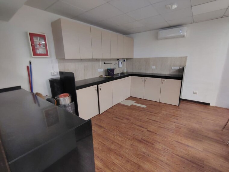 Kitchen, the-qube Commercial Office Space 6450 Sq.Ft. In Andheri East Mumbai 10414916