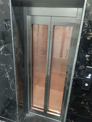 Building Lobby in 1 BHK Builder Floor at Suncity – for Rent