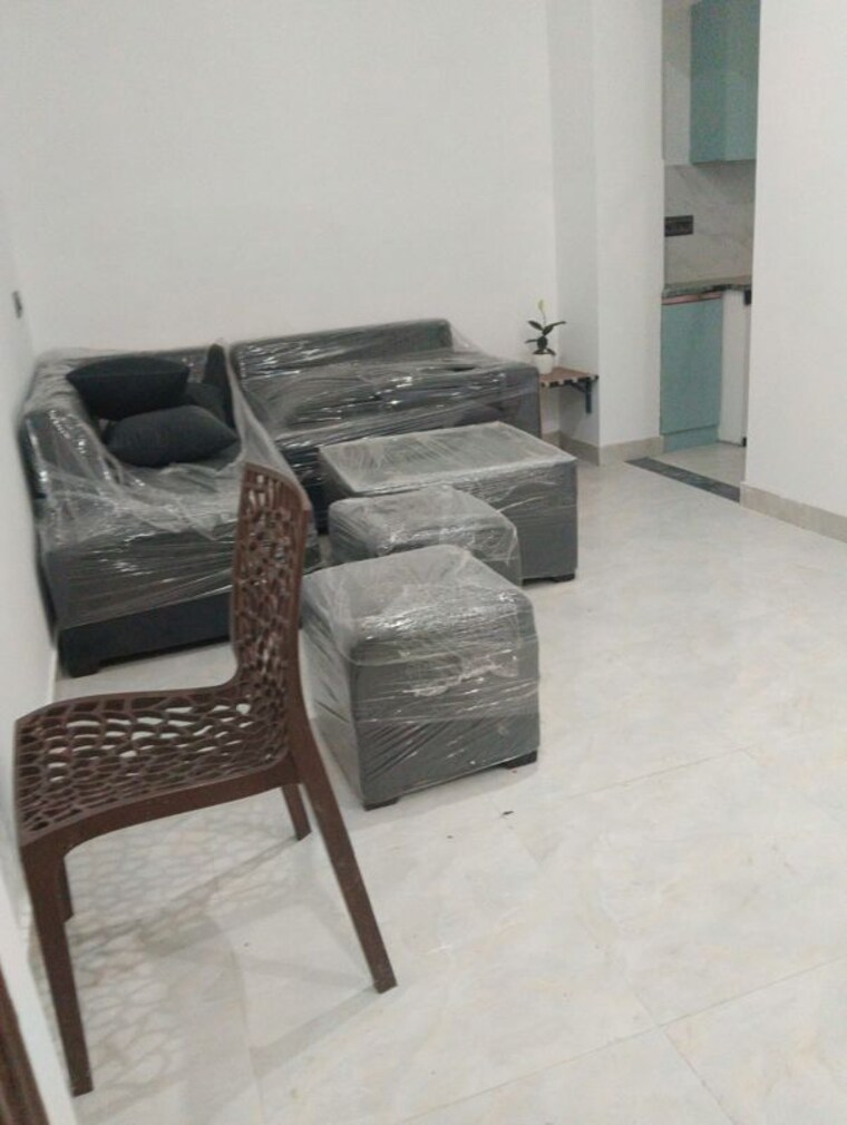 Living Room, suncity 1 Bedroom 280 Sq.Yd. Builder Floor In Suncity Gurgaon 10414934