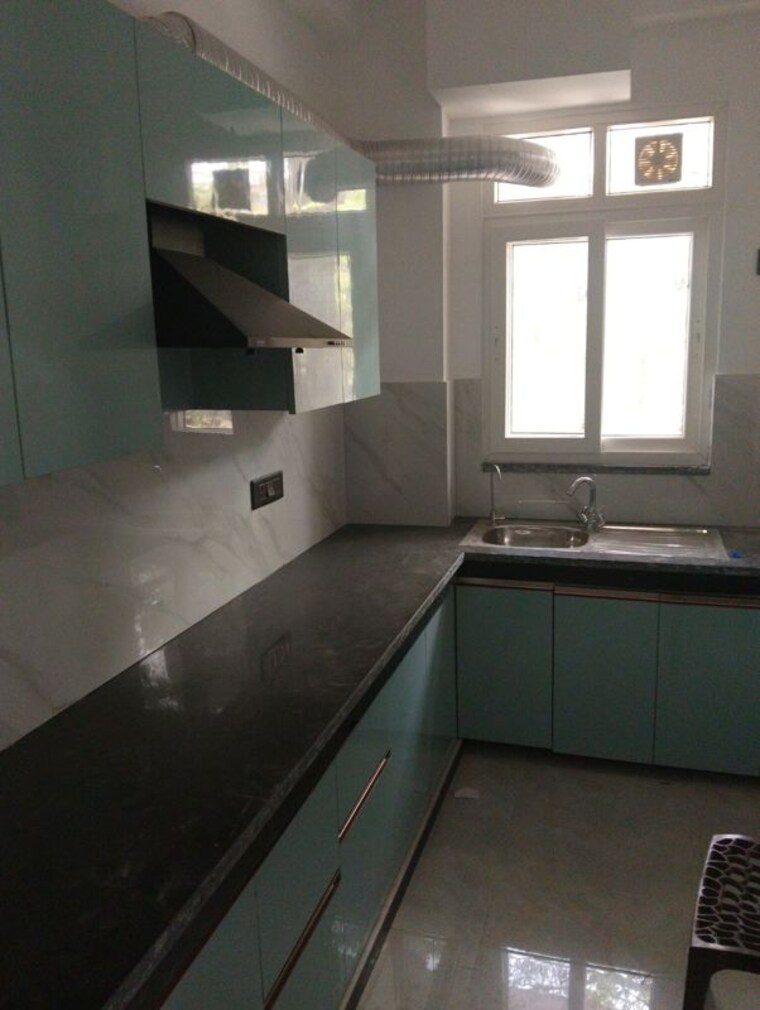 Kitchen, suncity 1 Bedroom 280 Sq.Yd. Builder Floor In Suncity Gurgaon 10414934