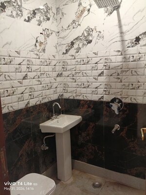 Team Area in 2 BHK Builder Floor at Panchsheel Vihar – for Sale
