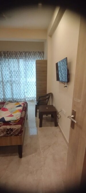 Bathroom in 1 RK Builder Floor at Suncity – for Rent