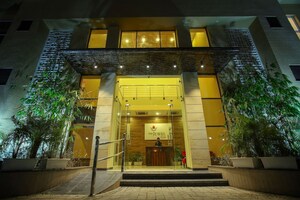 3 BHK Apartment – Entrance View at Dasnac The Jewel, Sector 75 - for Sale