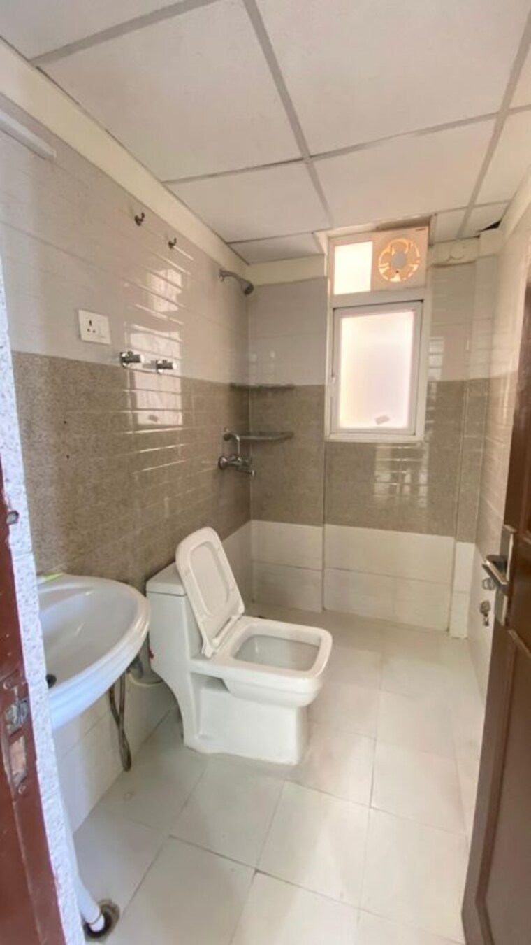 Bathroom, pyramid-heights 2 Bedroom 591 Sq.Ft. Apartment In Sector 85 Gurgaon 10414937